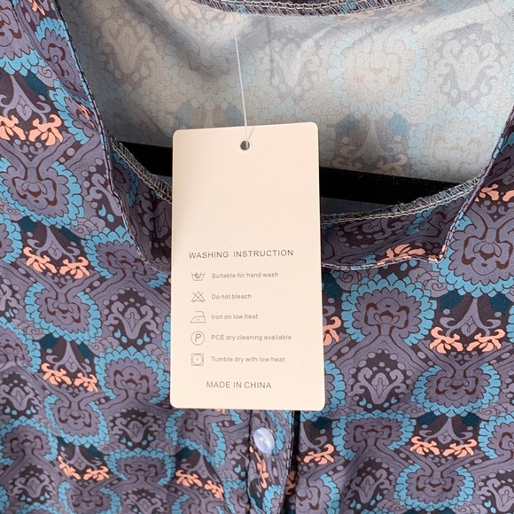 SIZE XL LA MODE BUTTON FRONT ABSTRACT V-NECK BLOUSE TOP GRAY & TEAL - Picture 8 of 11